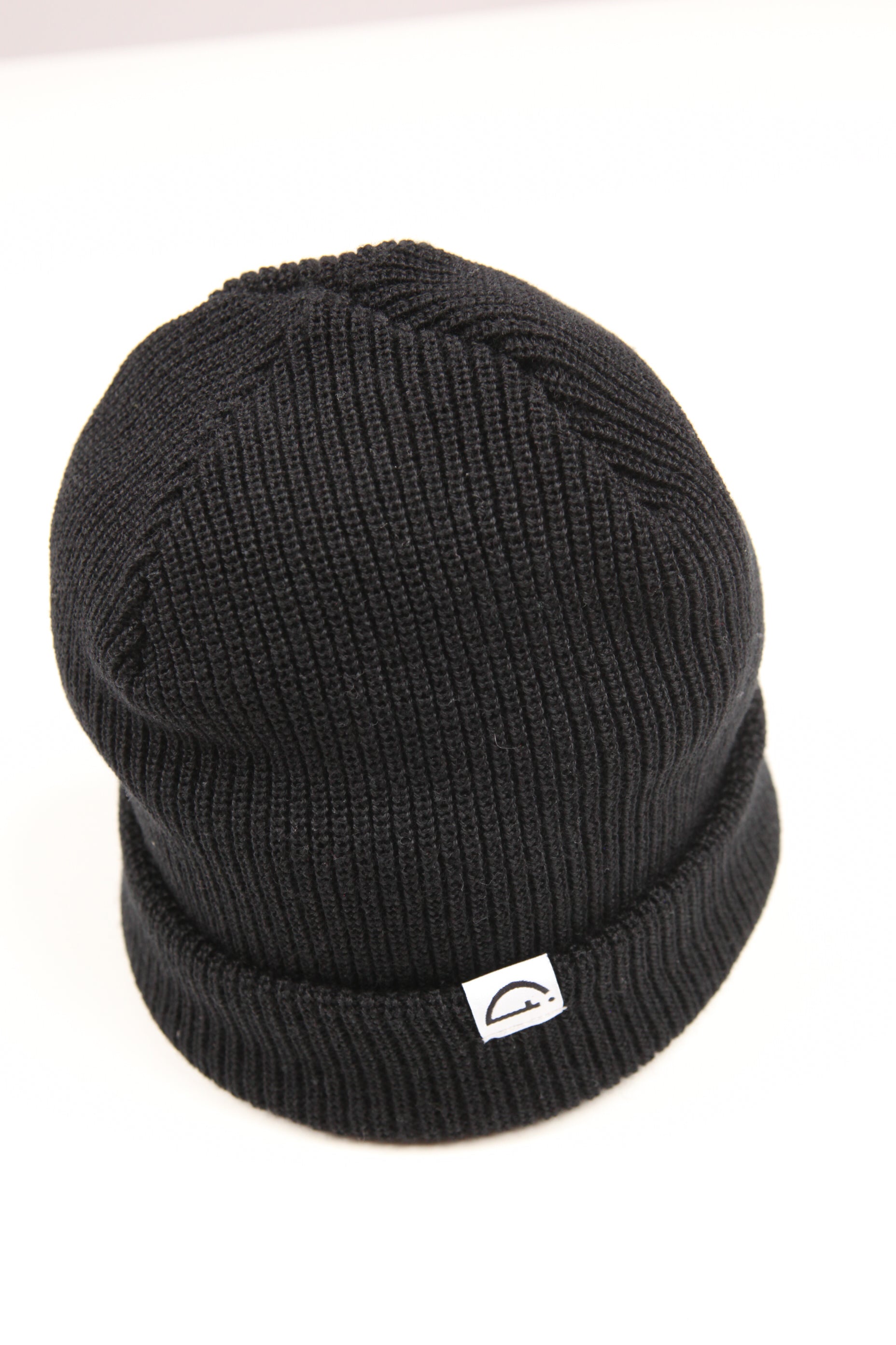 beanie black