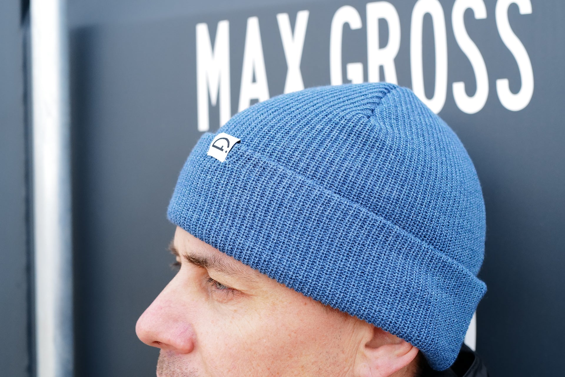 beanie blue